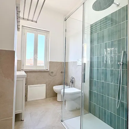 Salty Mermaid 3* Tropea