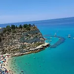 Bed & Breakfast Salty Mermaid Tropea
