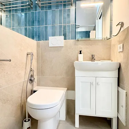 Salty Mermaid 3* Tropea