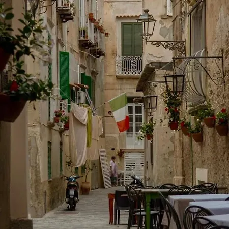 Bed and Breakfast Salty Mermaid Tropea